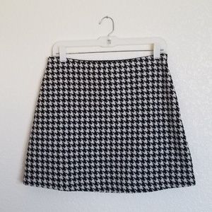 The Limited Houndstooth Wool Mini Skirt Size 8